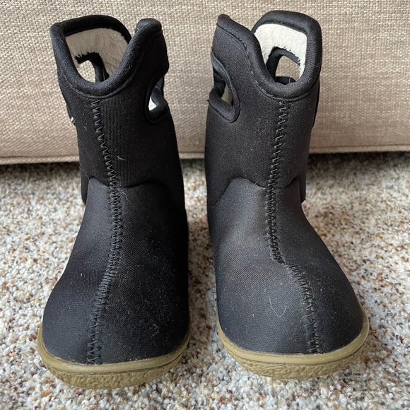 Black Baby Bogs, Size 7 - Picture 2 of 5